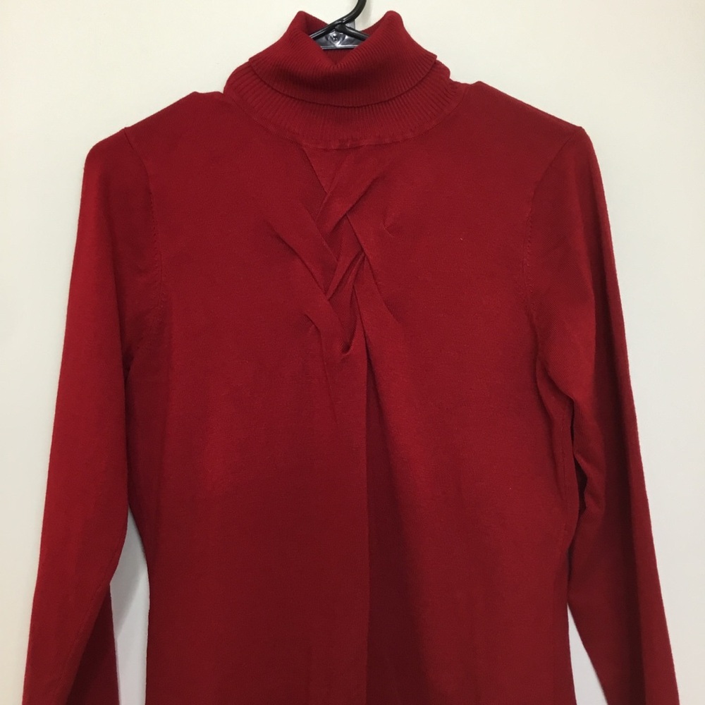Red Brand Ribbed Knit Sweater - Picture 4 of 5